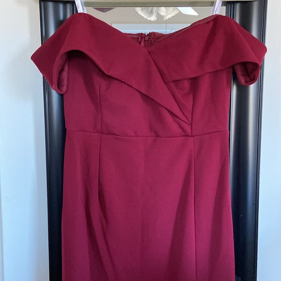 Lulu’s dress - Picture 3 of 3